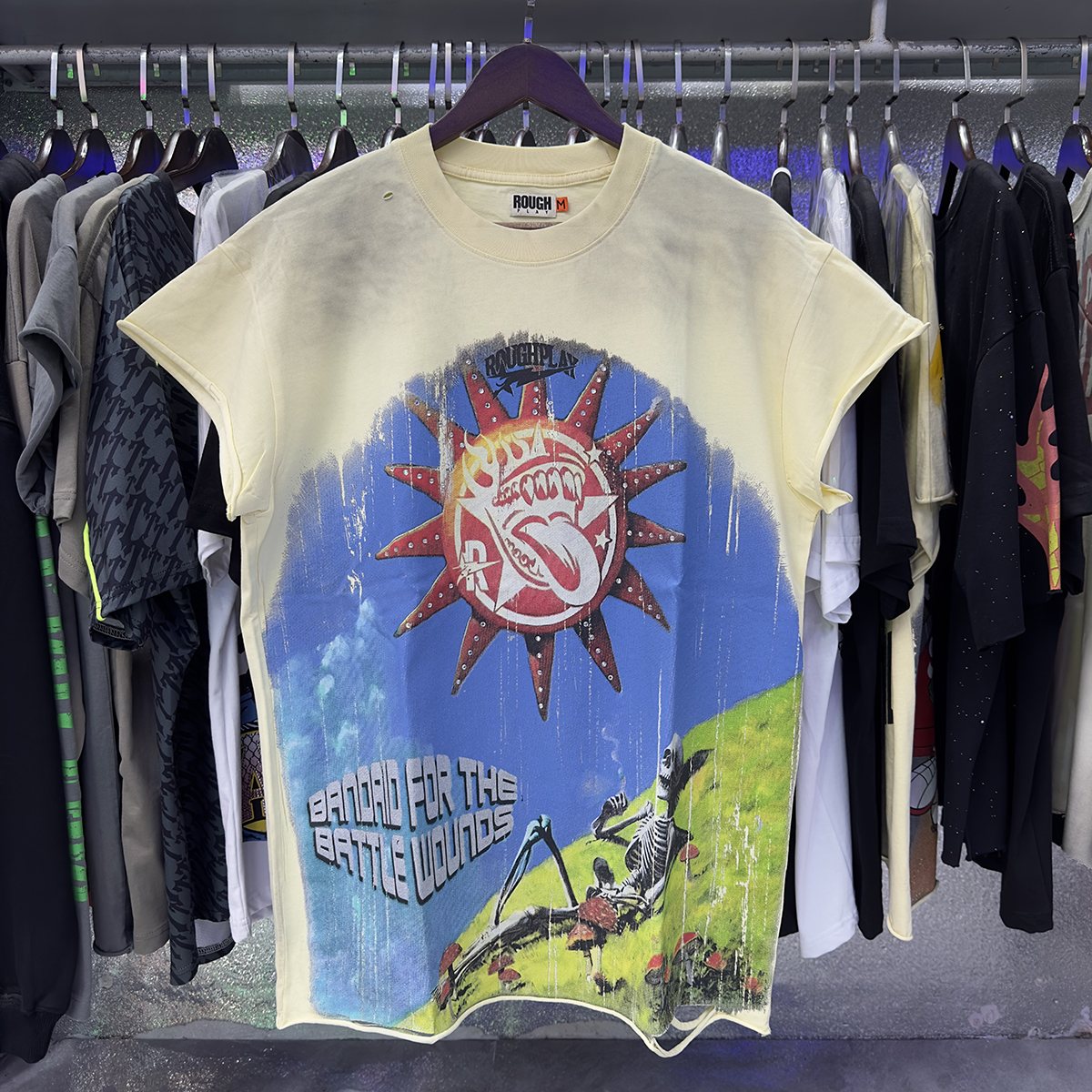 Rough Play Sunkiss Battle Graphic Sleeveless T-Shirt
