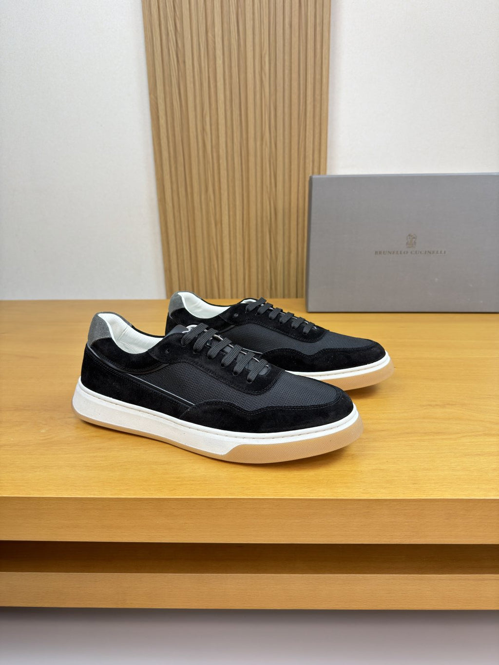 Brunello Cucinelli Color-Block Low-Top Sneakers